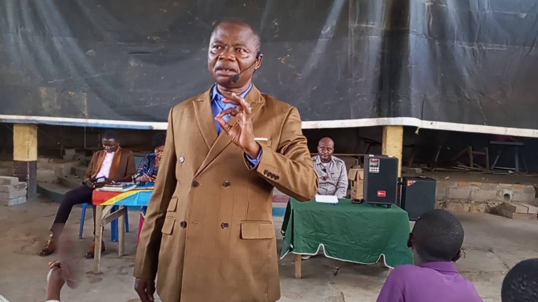 ÉDU-NC-Kasaï 1 : l'IPP Cyprien Yoka Ngwey exhorte les gestionnaires au respect des affectations de besoin en enseignants