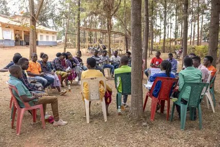 Sud-Kivu : Des dialogues communautaires pour faire face à la détresse psychologique des populations affectées par les crises