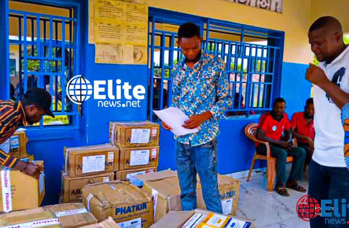 Lutte contre Ebola au Kasaï : UG-PDSS dote l'Aire de santé Mukuaya un lot important des médicaments, confirme IT Éric Kadima