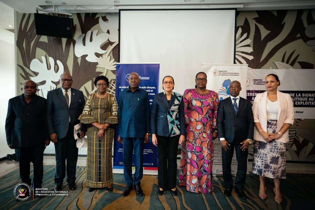 RDC : Raïssa Malu et cadres de son ministère signent un code de bonne conduite pour une éducation respectueuse et intègre