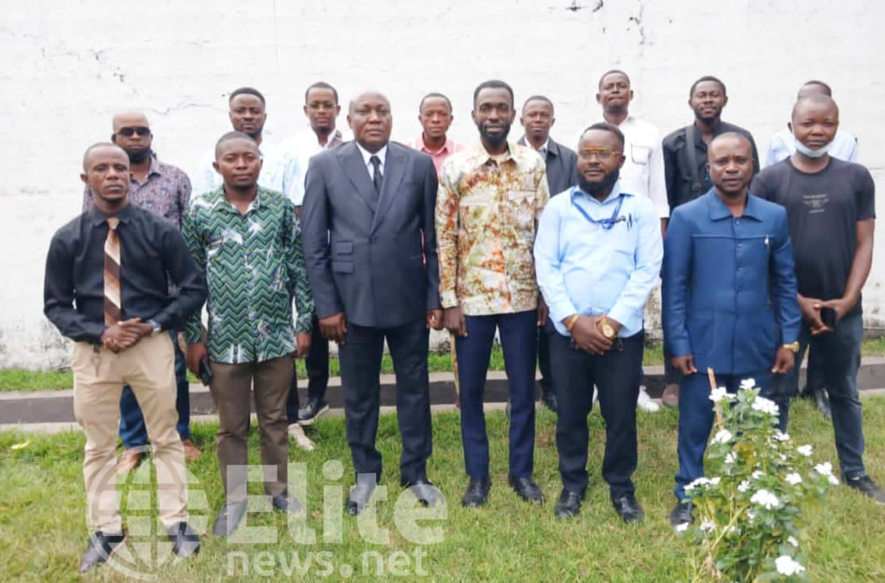RDC : le député national Éric Kinzambi prend en charge le retour de 58 jeunes du Kwilu bloqués à Kinshasa après le test de la SNEL, grâce au lobbying d'Héritier Tambu Ngamadia