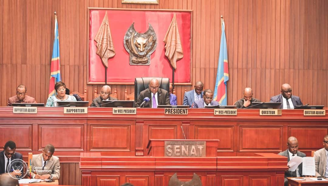 RDC : le Sénat déclare recevable le projet de loi portant l'interdiction d'accorder les terres frontalières aux étrangers