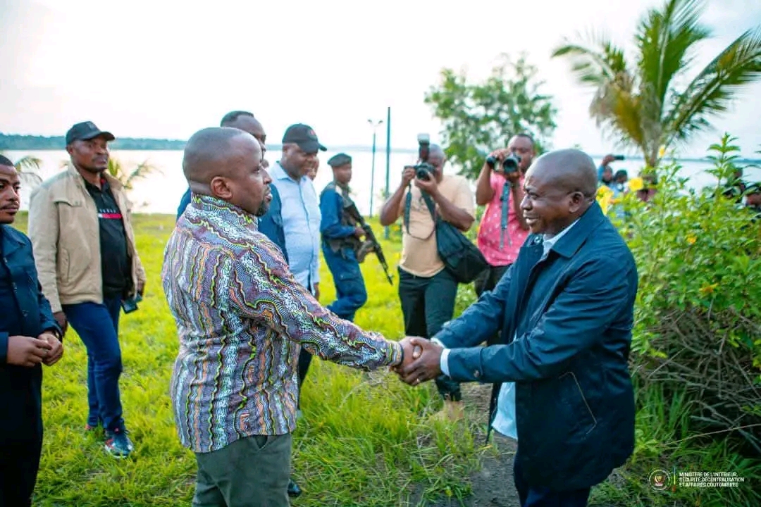 Lac Munkamba : une commission mixte pour désamorcer le conflit frontalier entre Kasaï-Central et Kasaï-Oriental