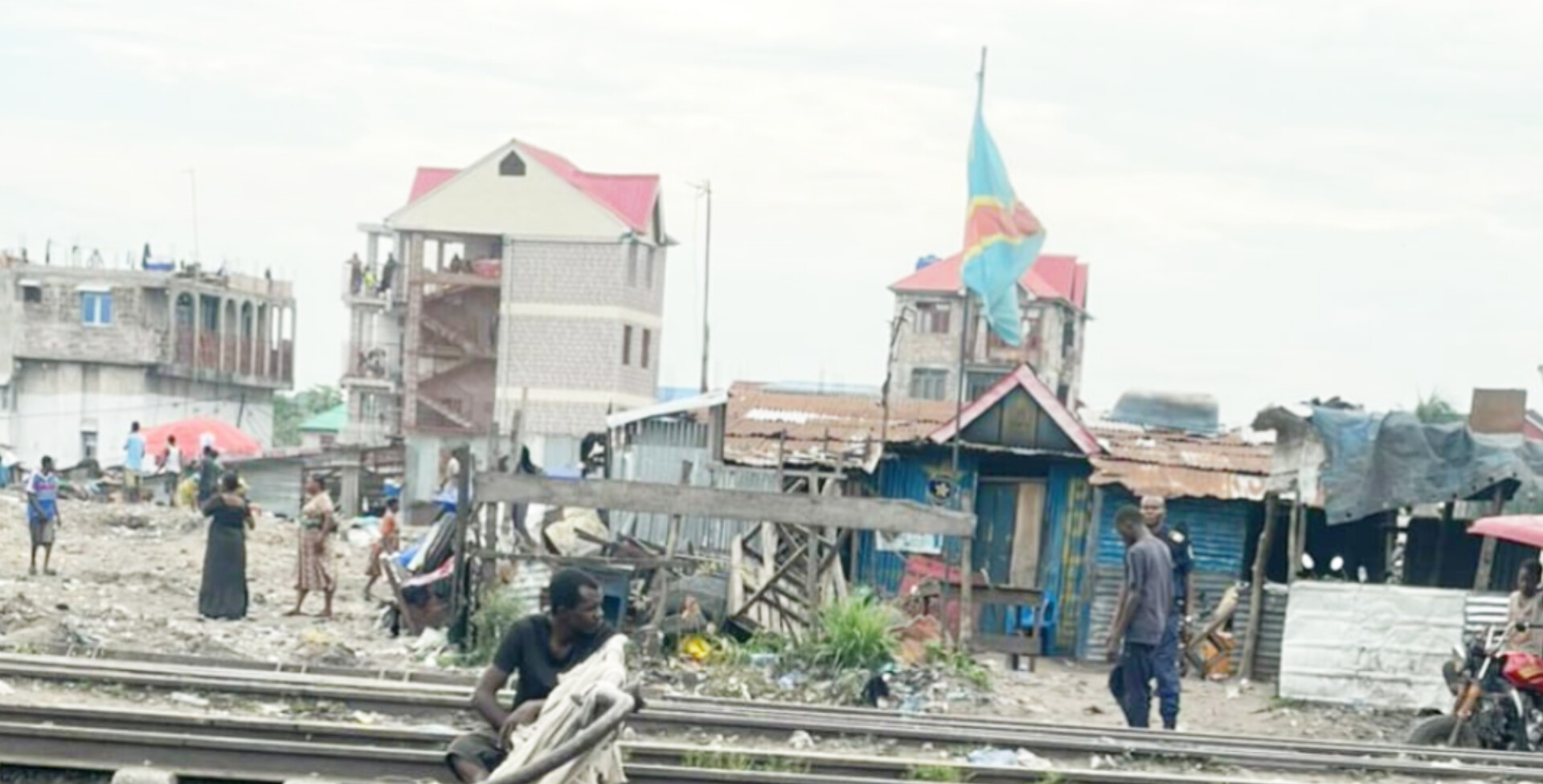 Kinshasa : acte de vandalisme contre un poste de police au bidonville de Pakadjuma
