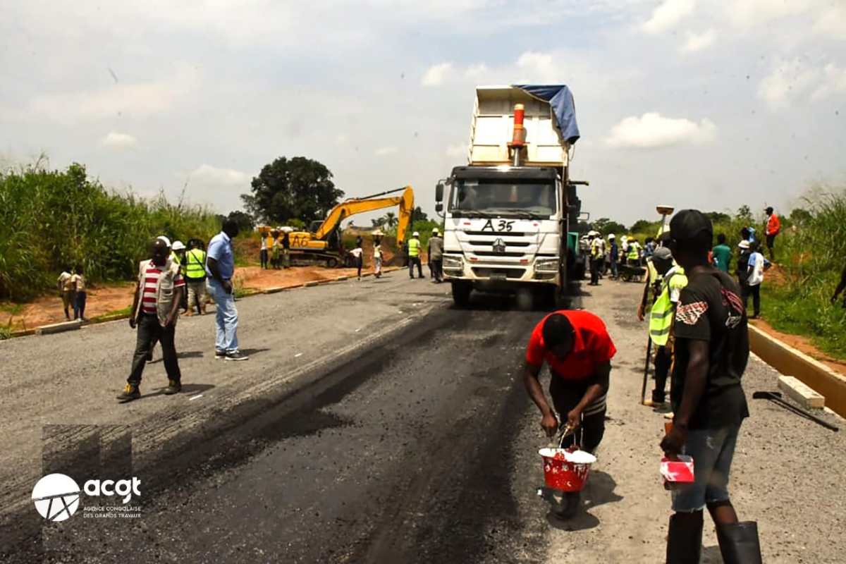 Kasaï-Central : démarrage des travaux d’asphaltage de la route Kananga–Kalamba Mbuji