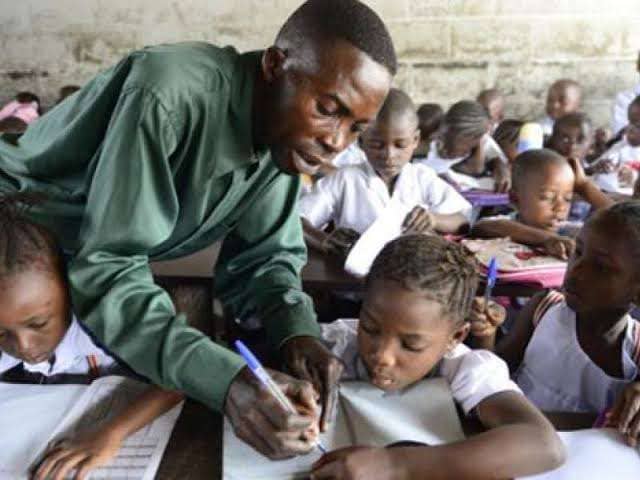 Sud-Kivu : les enseignants face aux difficultés de la crise appellent à davantage de soutien