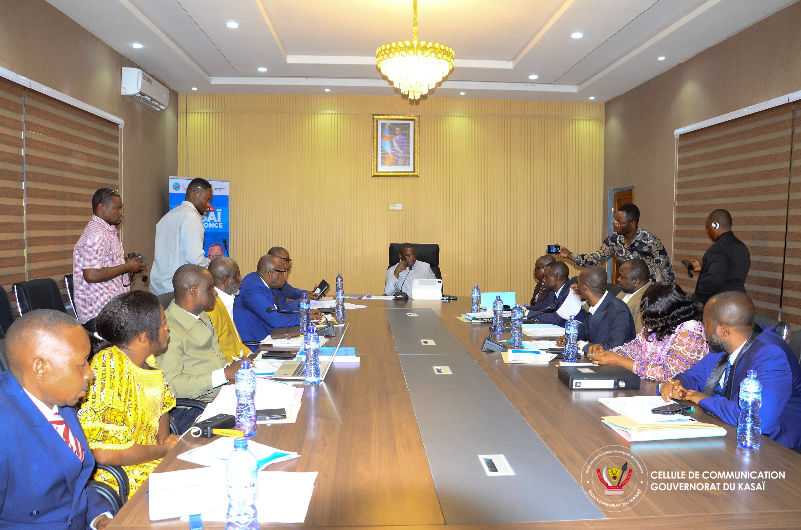 Kasaï : le gouvernement provincial mobilisé pour accueillir l’ambassadrice d’Espagne et le ministre national des Infrastructures à Tshikapa