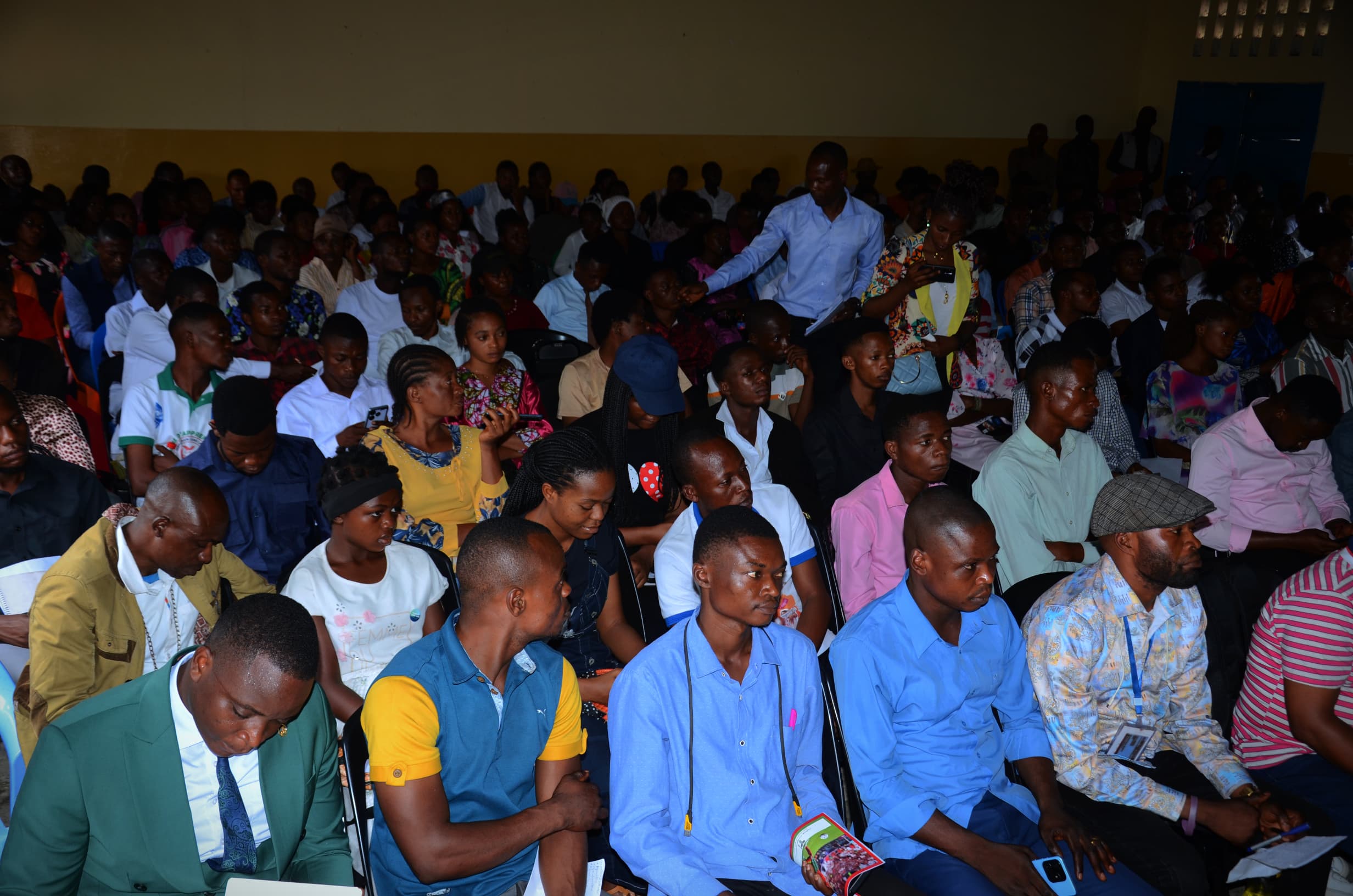 Kasaï-Central : près de 350 jeunes mobilisés à Kananga autour du programme présidentiel « Debout Jeunes Congolais »