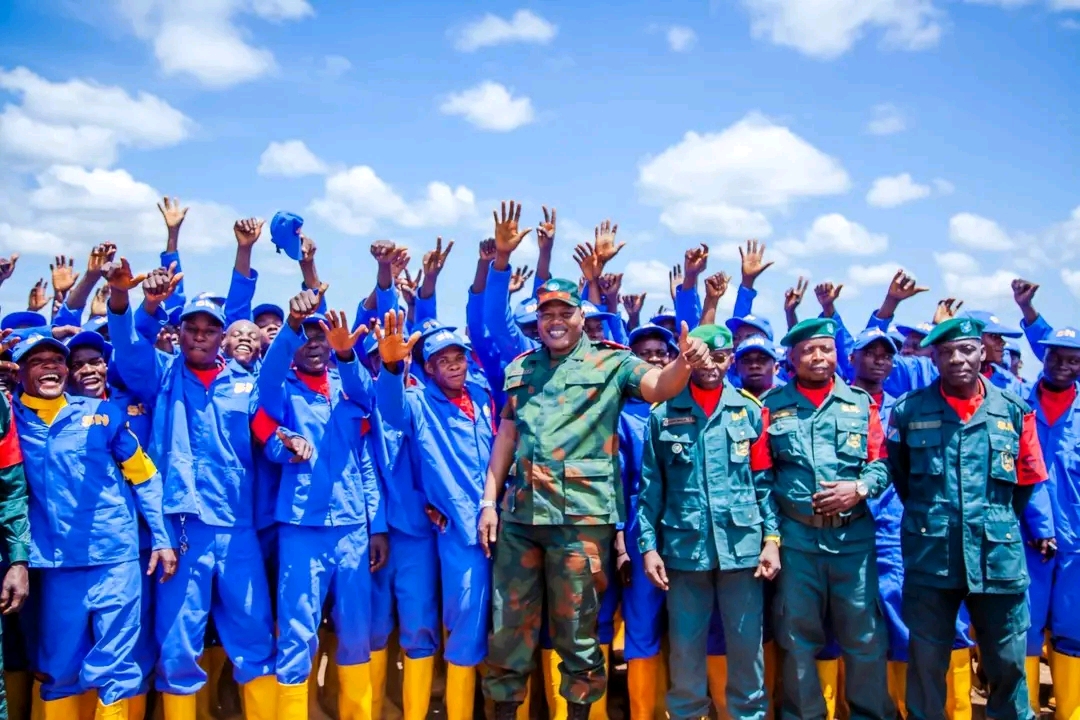 Salubrité à Kinshasa : Félix Tshisekedi confie l’assainissement de la capitale au service national