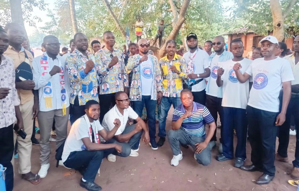 Tshikapa : la DTC enregistre plus de 100 nouvelles adhésions à Dibatayi, signe d’un ancrage croissant dans le Kasaï