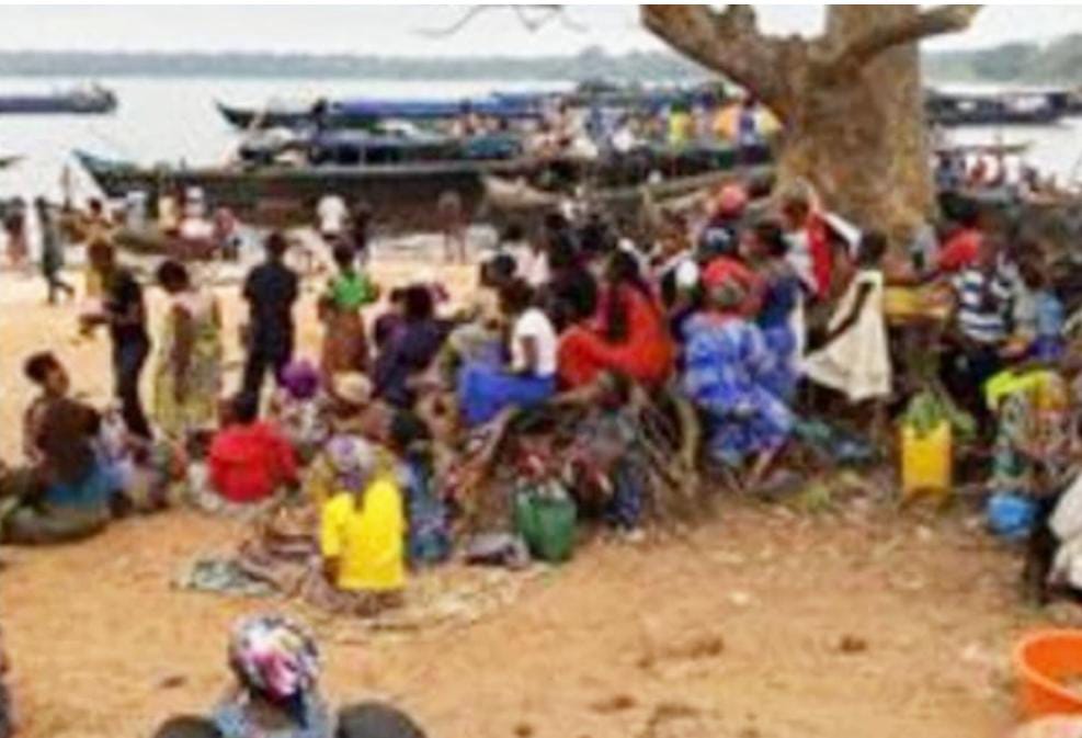 Maï-Ndombe : des installations sanitaires modernes recommandées au port d’Isaka pour renforcer l’hygiène publique