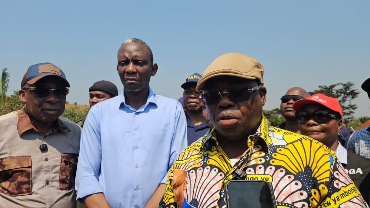 Kasaï : le Gouverneur Crispin Mukendi salue l’engagement de John Banza dans la concrétisation de la vision infrastructurelle de Félix Tshisekedi