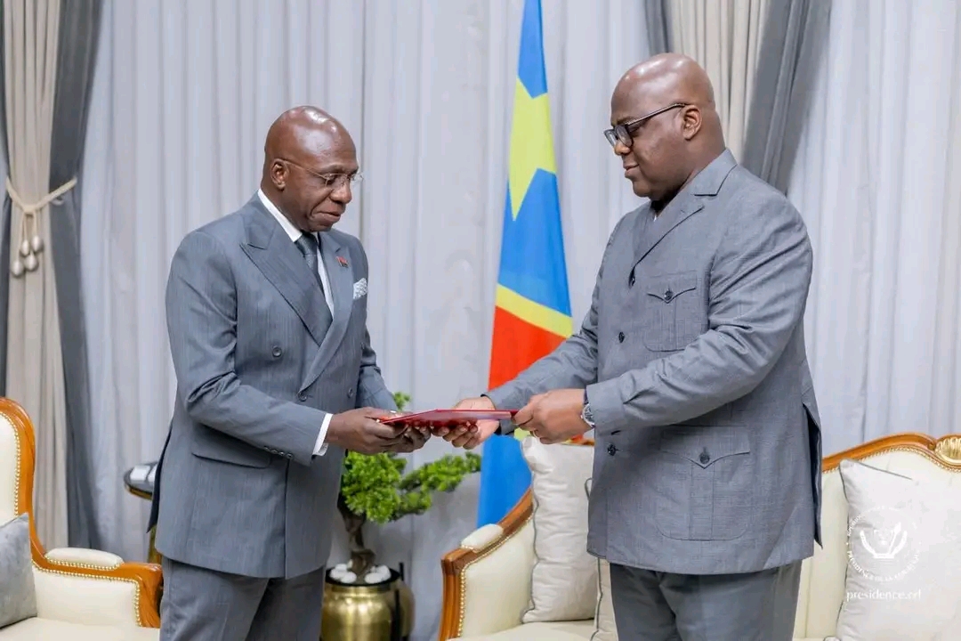 Sécurité dans l'Est de la RDC : Tete António transmet le message de João Lourenço à Félix Tshisekedi à Kinshasa