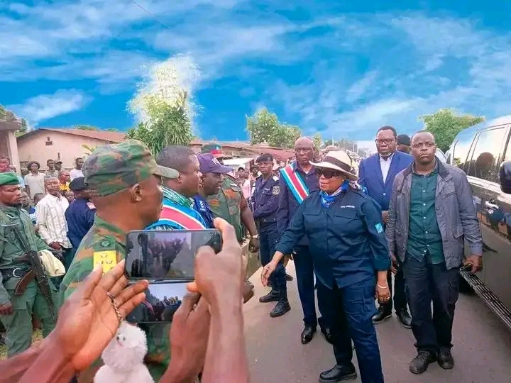 Kwilu : La Vice-Ministre nationale de l’Intérieur et Sécurité, Eugénie Tshela en visite de travail à Kikwit
