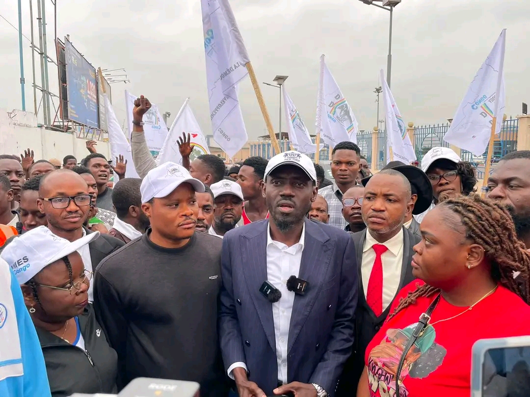 RDC : De retour à Kinshasa, Prince Epenge affirme que « la place de Félix Tshisekedi après 2028 est au Sénat »