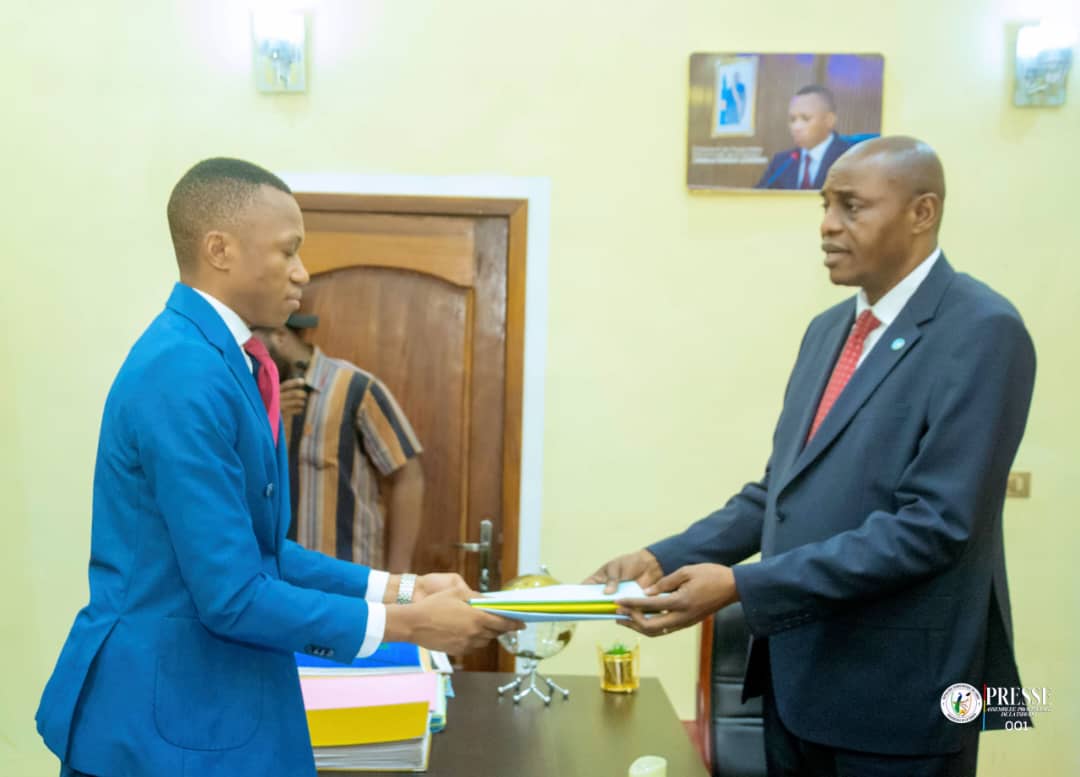 Tshopo : le gouvernement provincial dépose le projet d’édit budgétaire 2026 Chiffré à 420 milliards de CDF