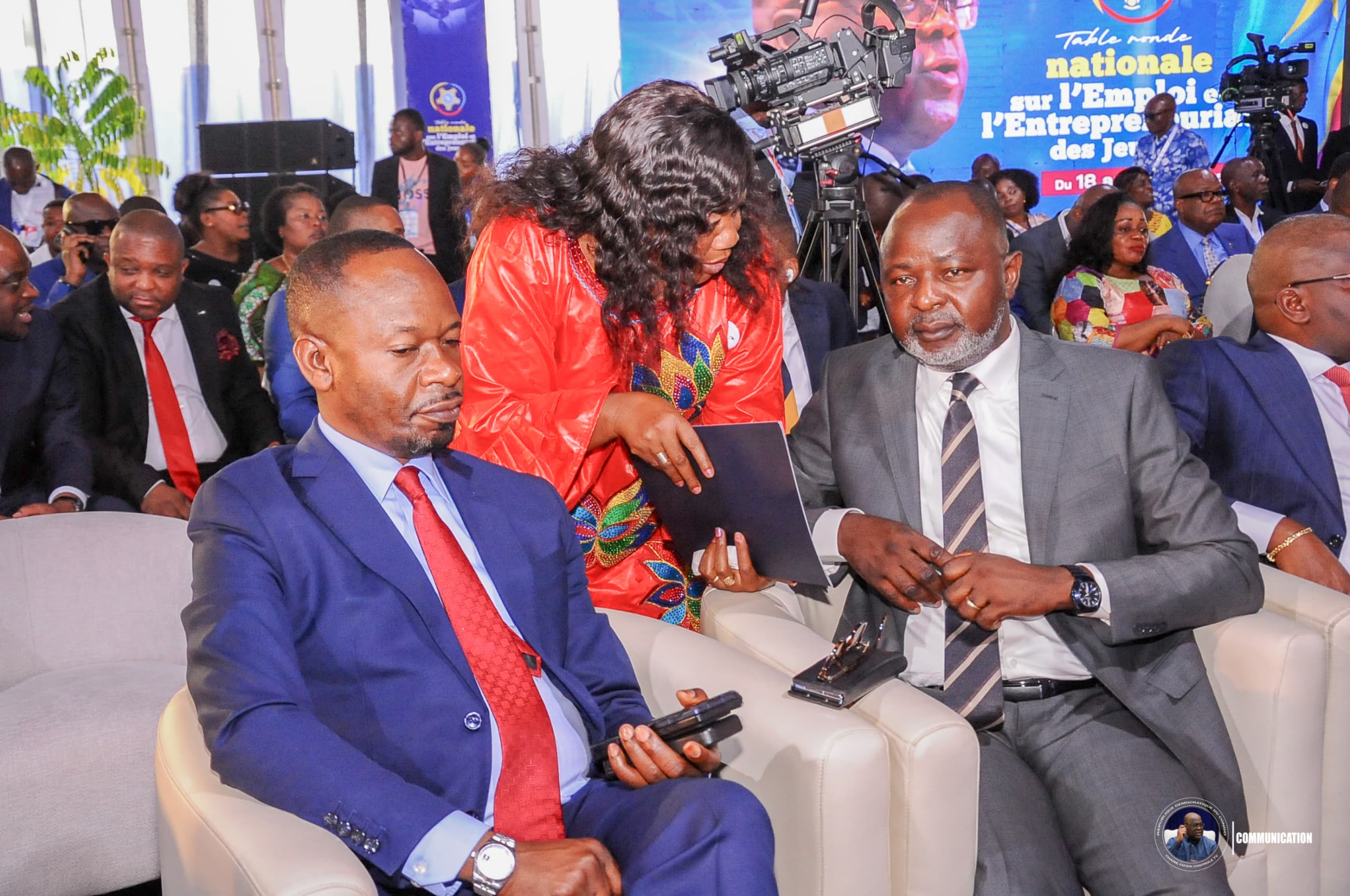 Entrepreneuriat des jeunes en RDC : Alain Tshisungu porte la voix du Kasaï à la table ronde nationale