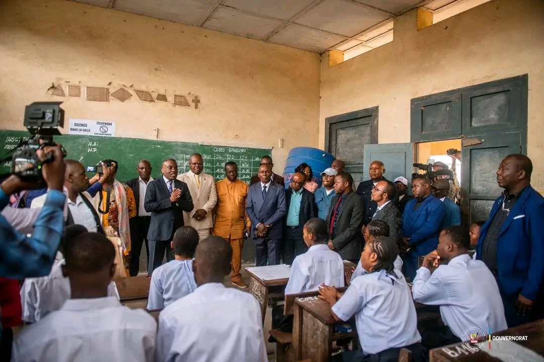 Kongo Central 1 : 35 518 candidats finalistes prennent part à l’Examen d’État 2026, le Vice-Gouverneur Prospère Ntela donne le coup d’envoi à Matadi