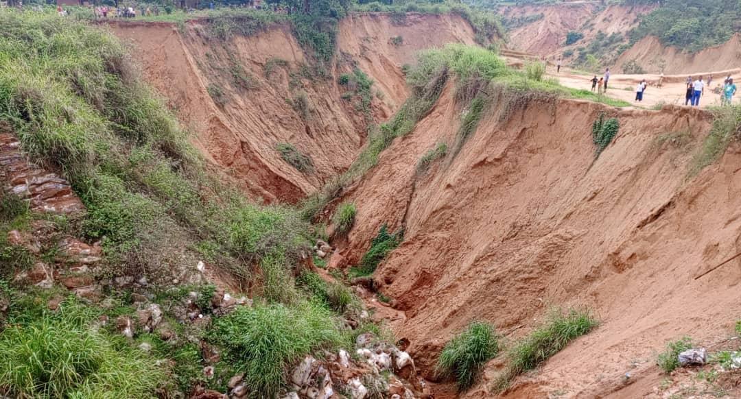 Kasaï : plusieurs infrastructures menacées de disparition par des érosions à Luebo