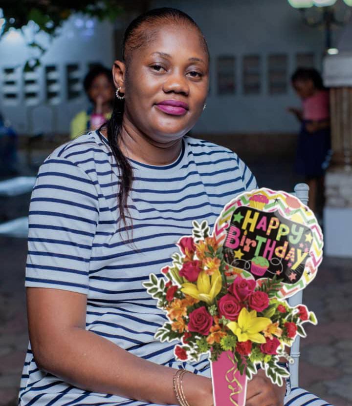 Page Rose : Yvette Musungayi, le cœur de Yannick Tshibanda célèbre son anniversaire ce 25 mai