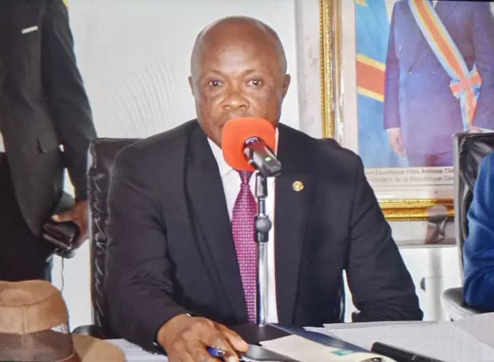 Éducation nationale : le vice-ministre Théodore Kazadi attendu à Mbuji-Mayi pour consulter les acteurs du secteur et évaluer les infrastructures scolaires