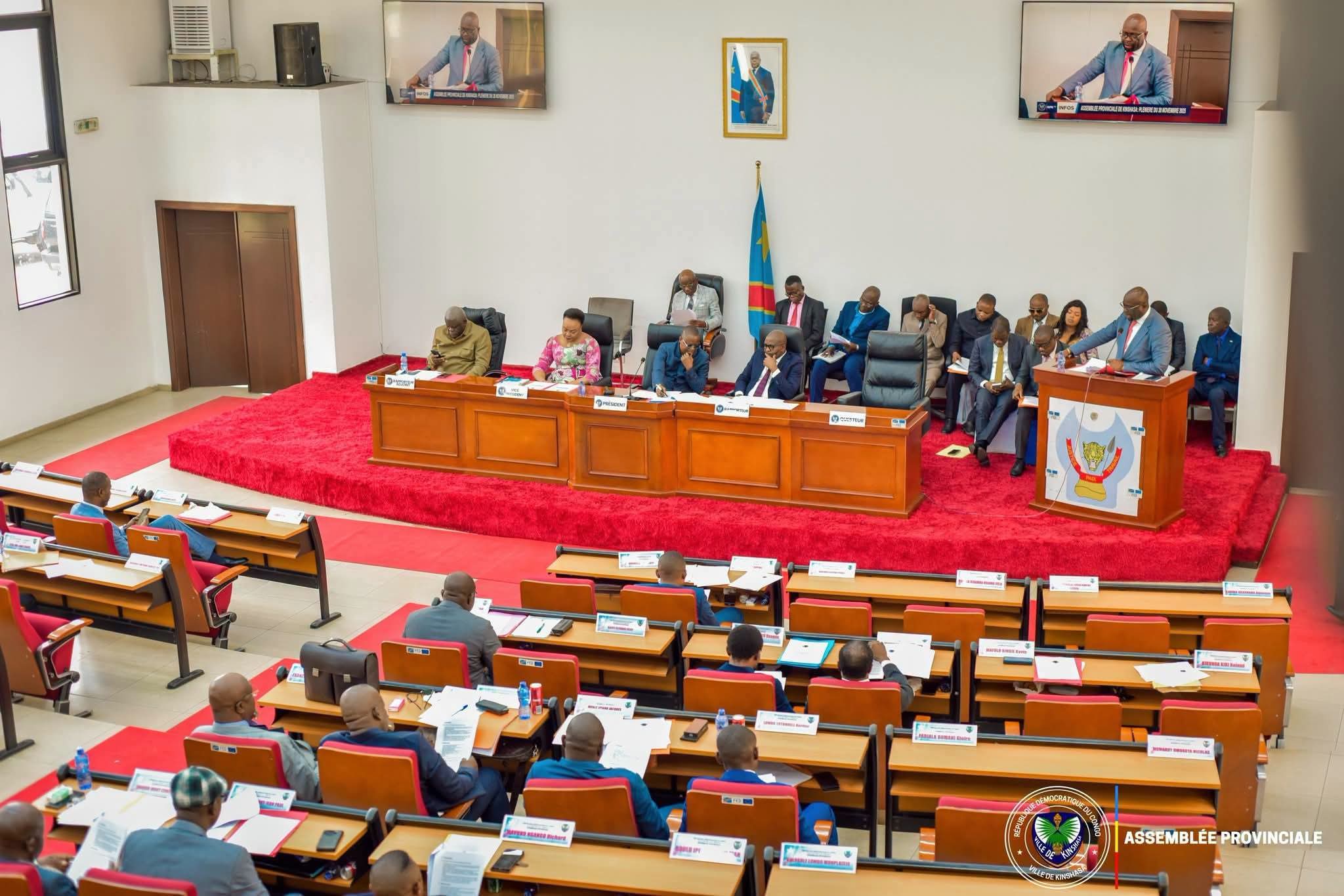 10 mois d'émoluments impayés : les députés provinciaux appelés à boycotter la rentrée parlementaire, Kinshasa maintient la session