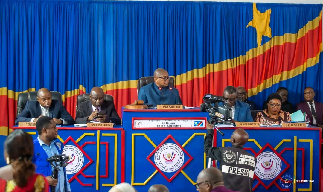 Kongo central : L’assemblée provinciale rejette le projet d’édit budgétaire exercice 2026 présenté par le gouverneur Grâce Bilolo