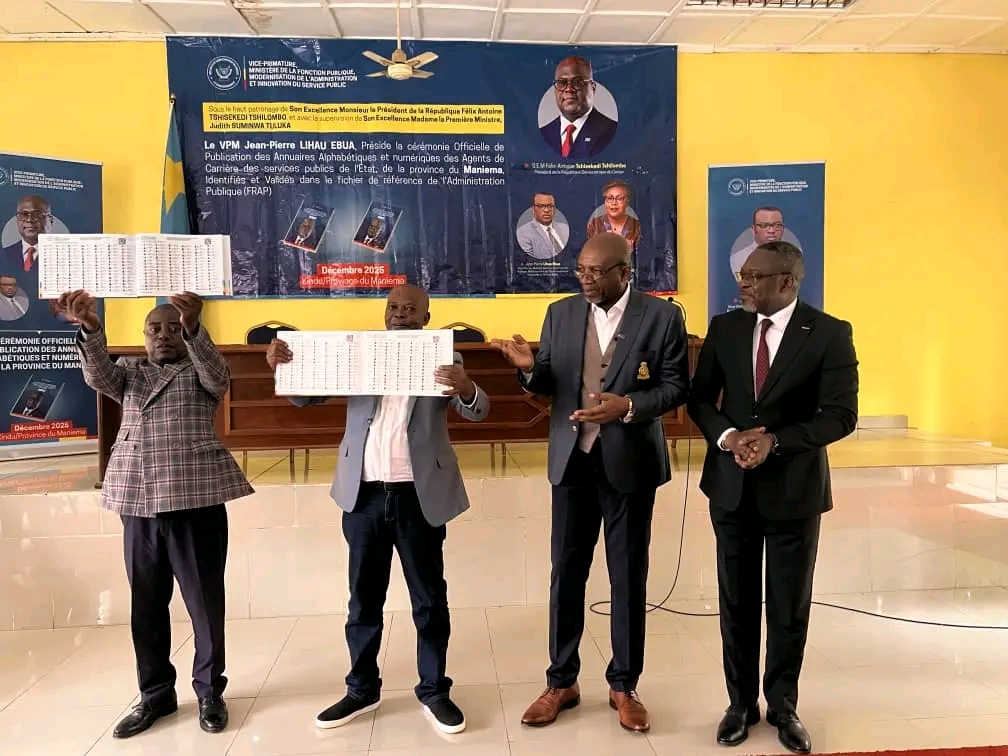 Maniema : remise officielle de l'annuaire alphanumérique des agents et cadres de la fonction publique