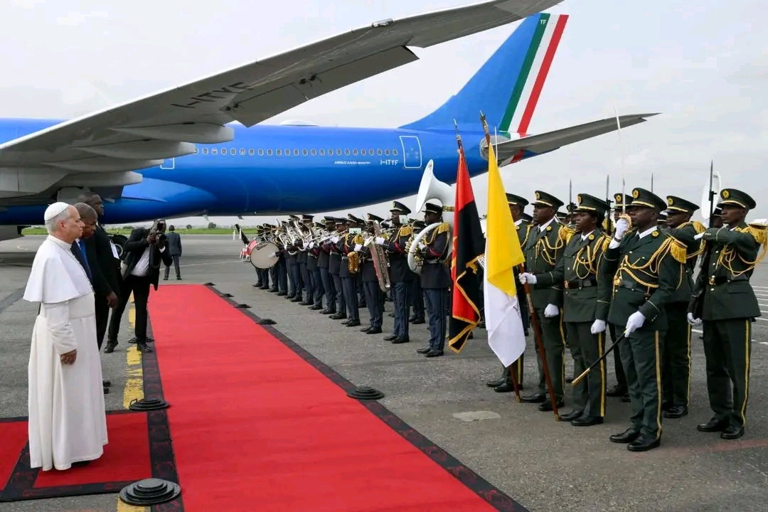 Afrique : le pape Léon XIV en route de Luanda vers Malabo pour une visite pastorale et diplomatique