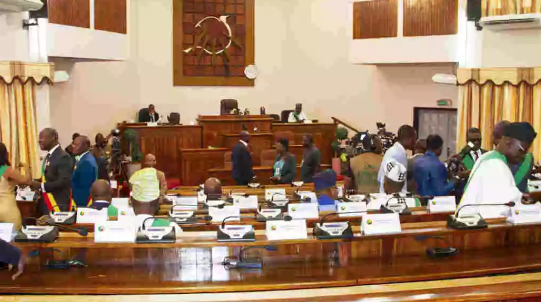 Afrique : l'Assemblée nationale du Bénin adopte une révision constitutionnelle