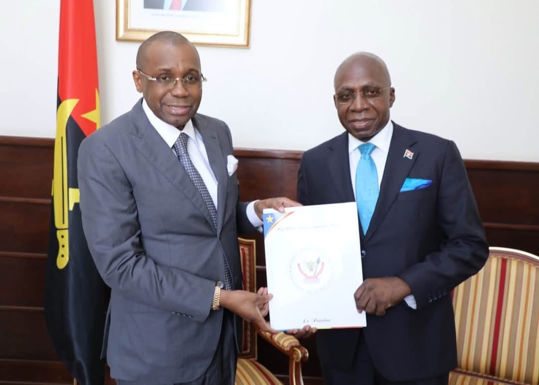 RDC–Angola : le message de Félix Tshisekedi remis au chef de la diplomatie angolaise en l'absence de João Lourenço